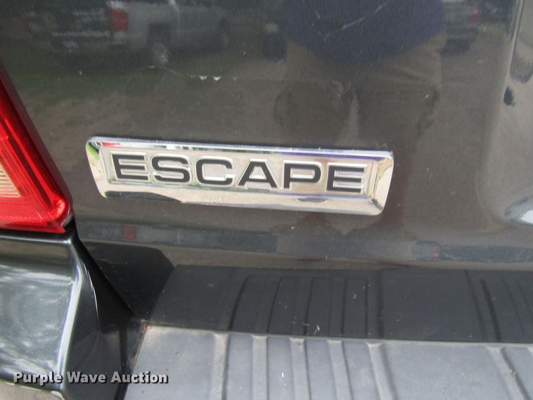 image for item FD9464 2008 Ford Escape Hybrid  SUV