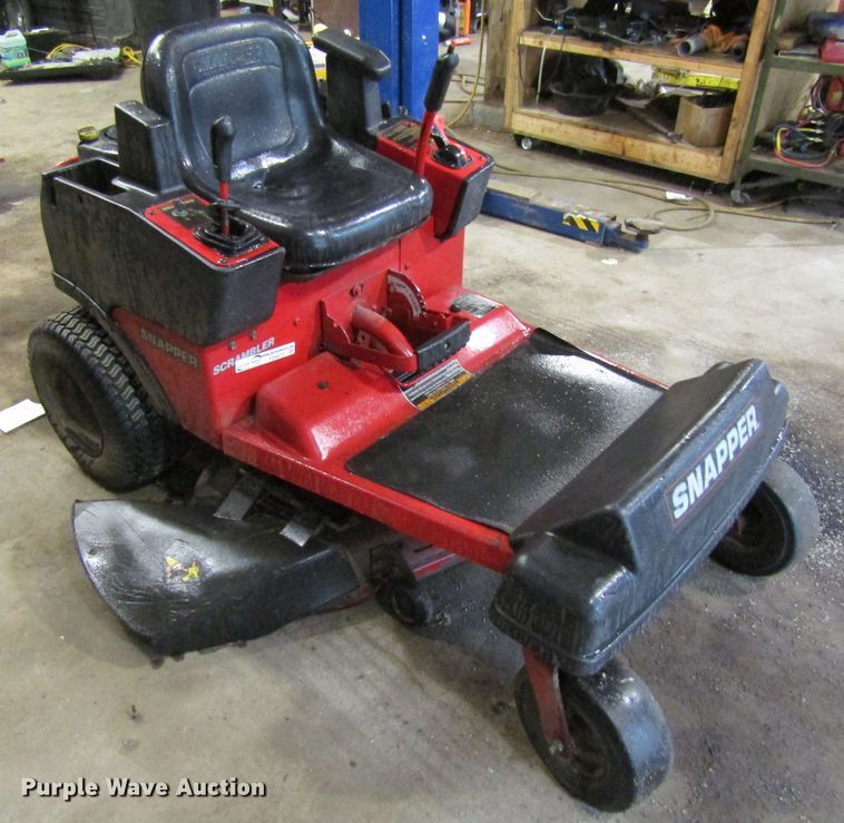 image for item FD9473 Snapper lawn mower