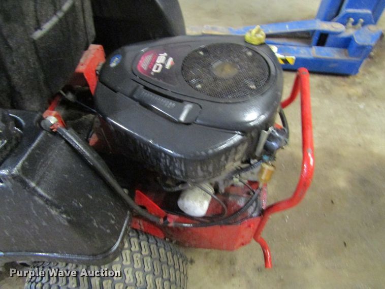 image for item FD9473 Snapper lawn mower