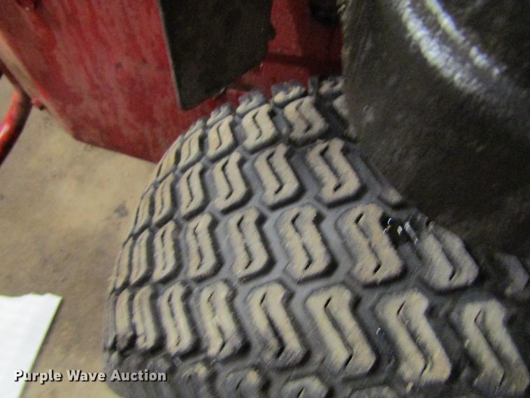 image for item FD9473 Snapper lawn mower