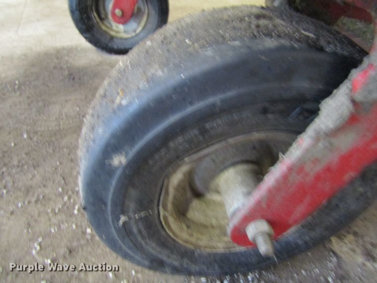 image for item FD9473 Snapper lawn mower