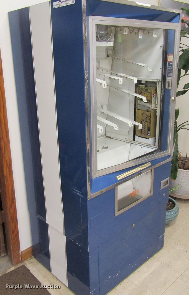 image for item FD9474 Coinco S75-98228 vending machine