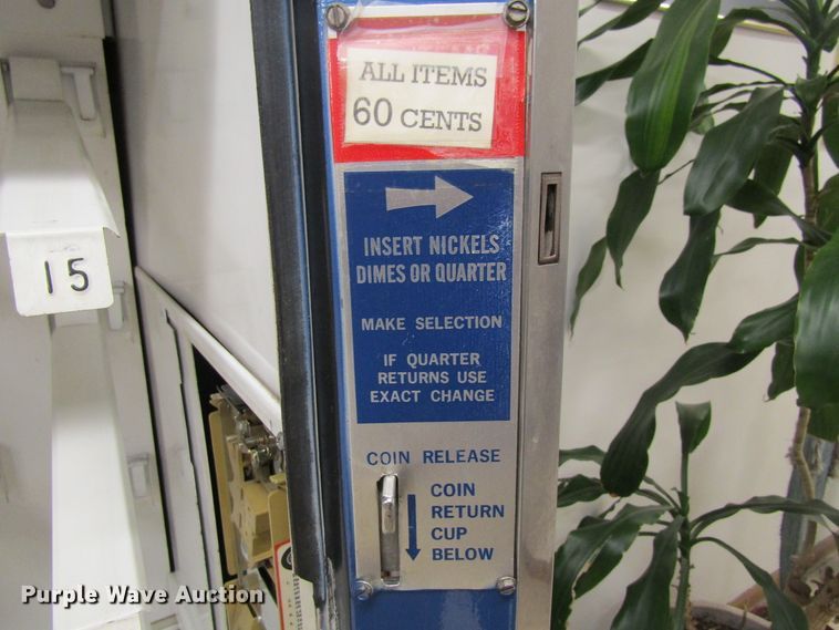 image for item FD9474 Coinco S75-98228 vending machine