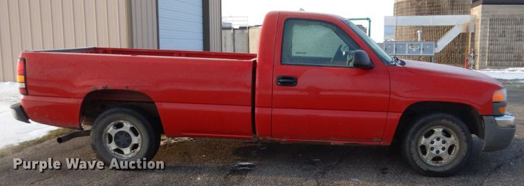 image for item FX9080 2004 GMC Sierra 1500  pickup truck
