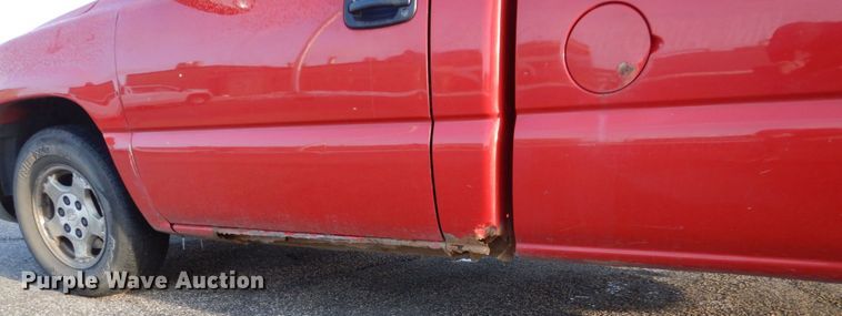 image for item FX9080 2004 GMC Sierra 1500  pickup truck