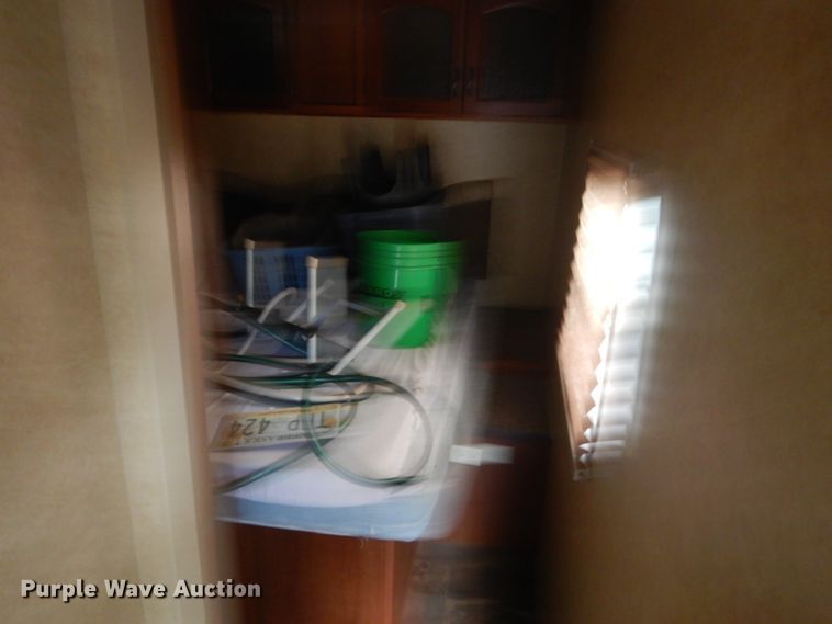 image for item FX9164 2013 Forest River LaCrosse  camper