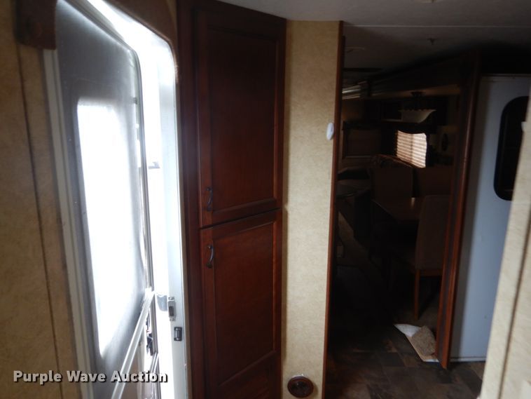 image for item FX9164 2013 Forest River LaCrosse  camper