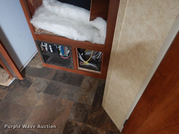 image for item FX9164 2013 Forest River LaCrosse  camper