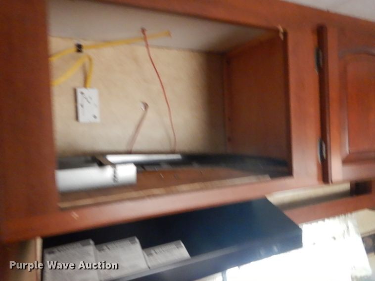 image for item FX9164 2013 Forest River LaCrosse  camper