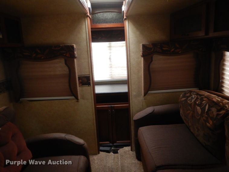 image for item FX9164 2013 Forest River LaCrosse  camper