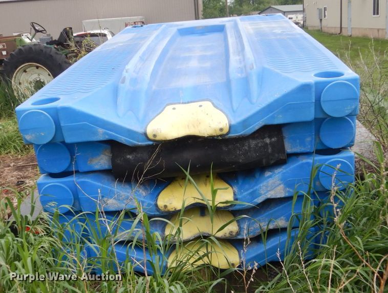 image for item FX9172 Hydroport personal watercraft docks