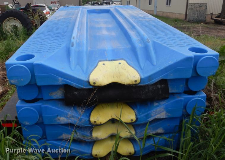 image for item FX9172 Hydroport personal watercraft docks