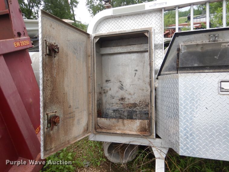 image for item FX9179 Aluminum headache rack