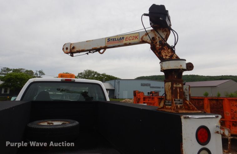 image for item FX9182 2006 Ford F350 Super Duty  SuperCab utility bed pickup truck