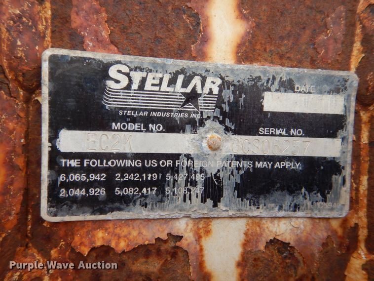 image for item FX9182 2006 Ford F350 Super Duty  SuperCab utility bed pickup truck