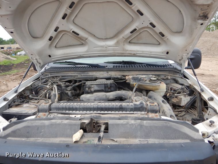 image for item FX9182 2006 Ford F350 Super Duty  SuperCab utility bed pickup truck