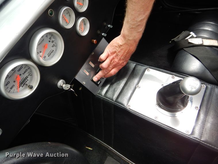 image for item FY9132 2005 JBL Competition Roadster Cobra  replica