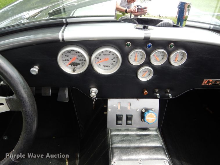 image for item FY9132 2005 JBL Competition Roadster Cobra  replica