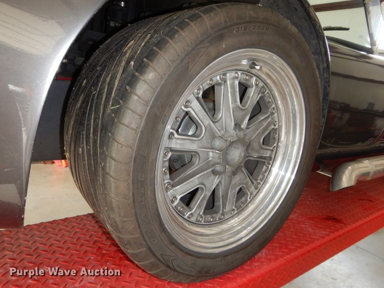 image for item FY9132 2005 JBL Competition Roadster Cobra  replica