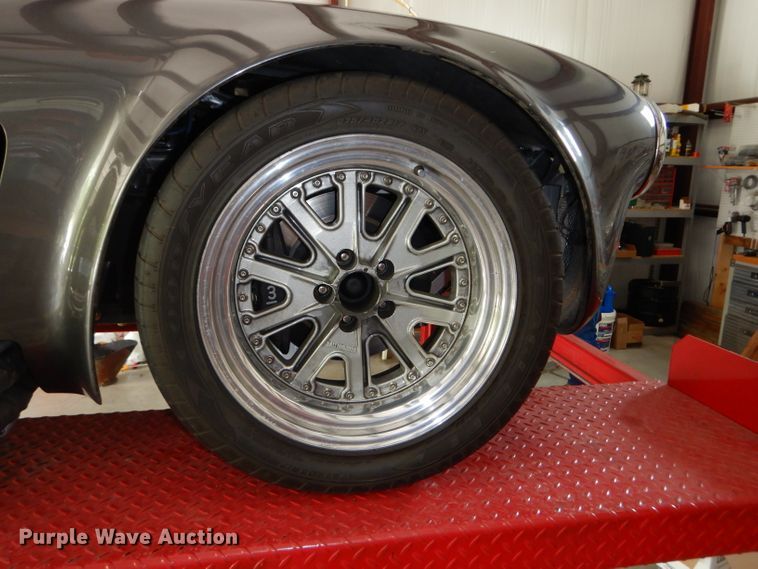 image for item FY9132 2005 JBL Competition Roadster Cobra  replica