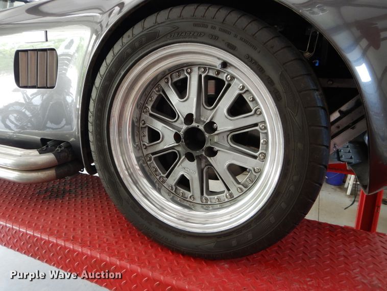 image for item FY9132 2005 JBL Competition Roadster Cobra  replica