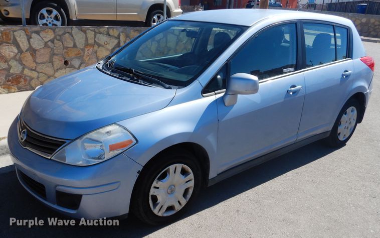 image for item GE9450 2011 Nissan Versa
