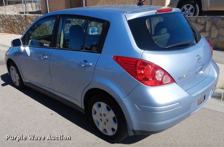 image for item GE9450 2011 Nissan Versa