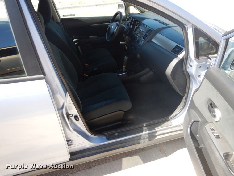 image for item GE9450 2011 Nissan Versa