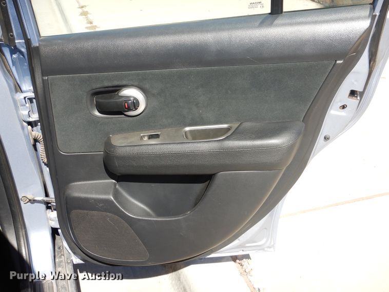 image for item GE9450 2011 Nissan Versa