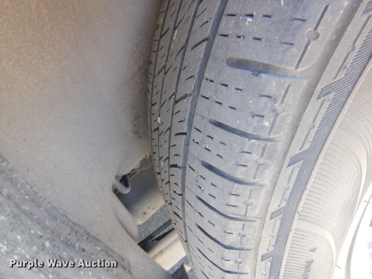 image for item GE9451 2010 Chrysler Town & Country Limited  van