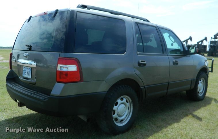 image for item GE9916 2010 Ford Expedition  SUV