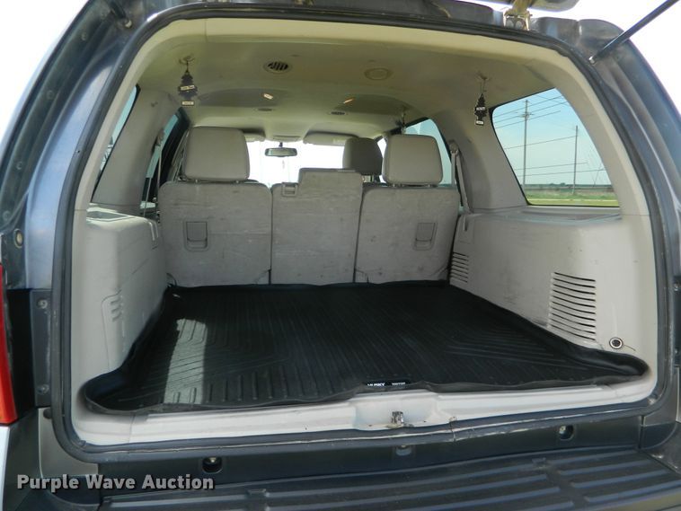 image for item GE9916 2010 Ford Expedition  SUV