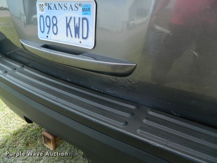 image for item GE9916 2010 Ford Expedition  SUV