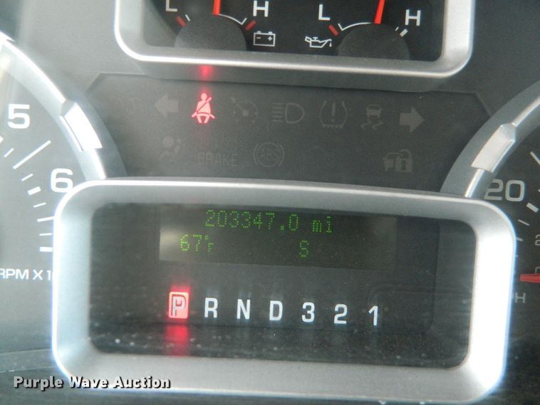 image for item GE9916 2010 Ford Expedition  SUV