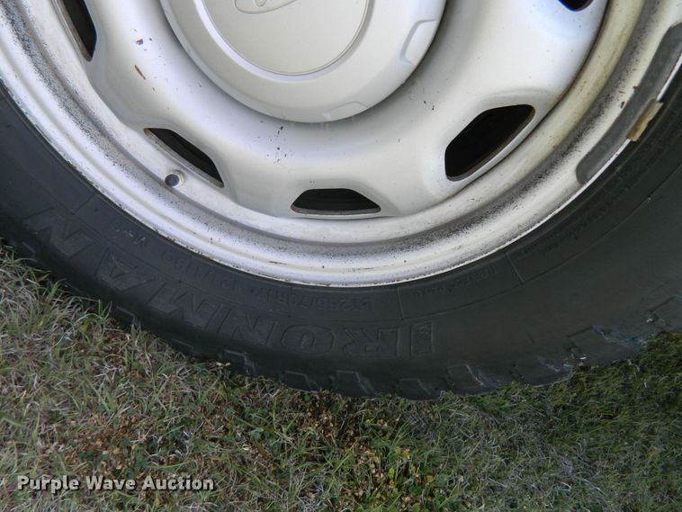 image for item GE9916 2010 Ford Expedition  SUV