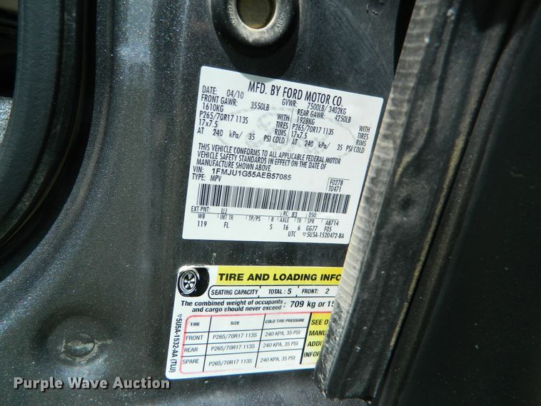 image for item GE9916 2010 Ford Expedition  SUV