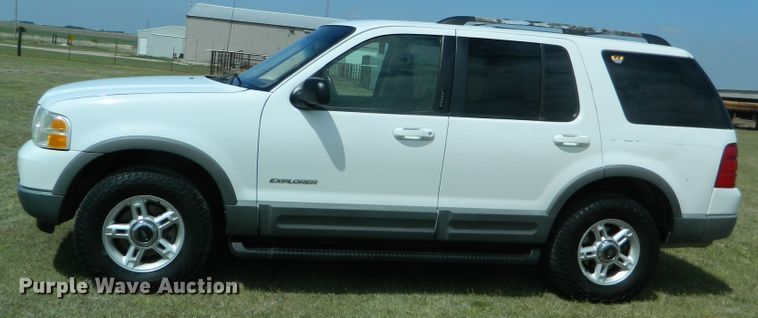 image for item GE9917 2002 Ford Explorer  SUV
