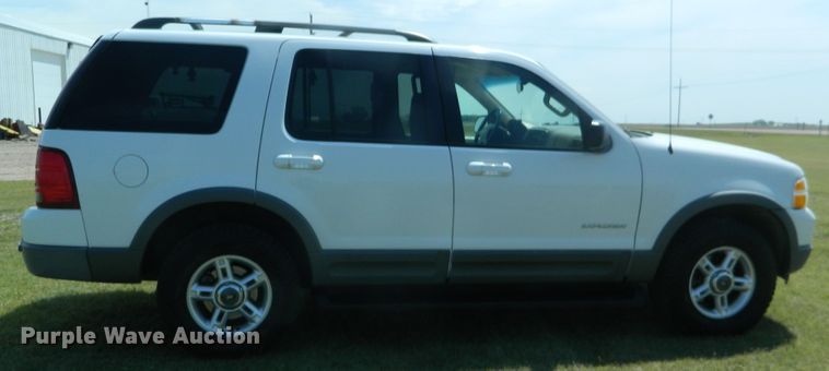 image for item GE9917 2002 Ford Explorer  SUV