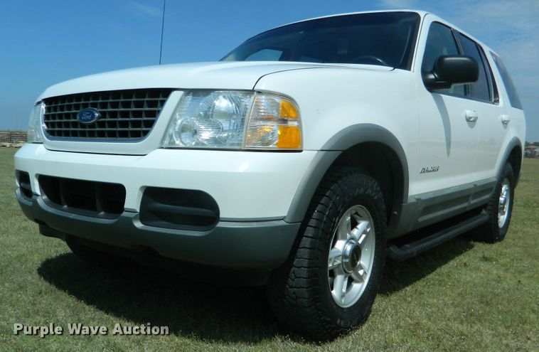 image for item GE9917 2002 Ford Explorer  SUV