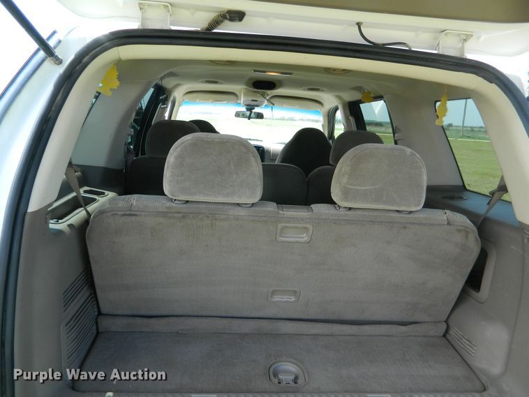 image for item GE9917 2002 Ford Explorer  SUV