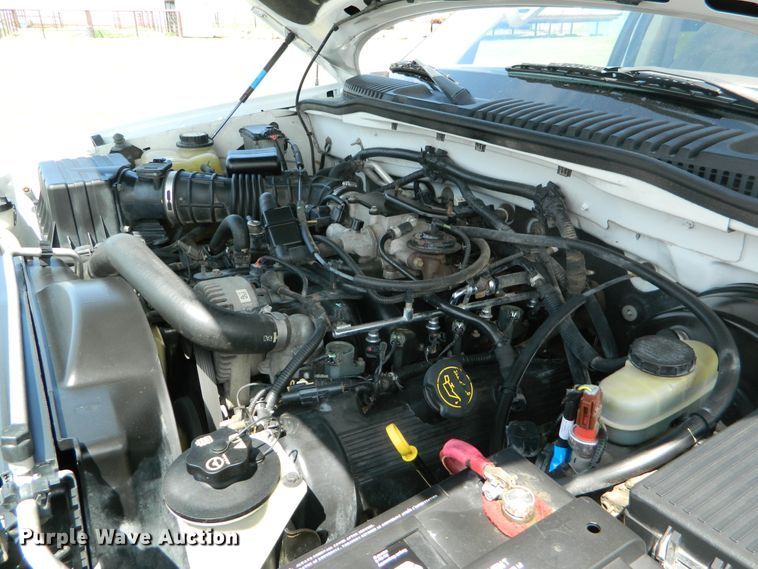 image for item GE9917 2002 Ford Explorer  SUV