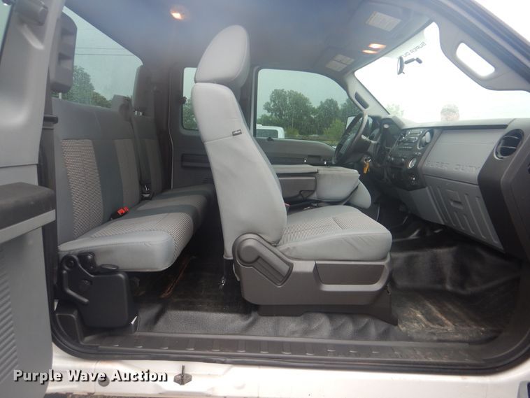 image for item GF9203 2014 Ford F250 Super Duty  SuperCab pickup truck