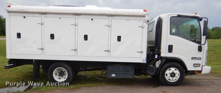 image for item GF9211 2013 Isuzu NPR  refrigerated truck