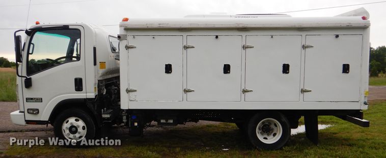 image for item GF9211 2013 Isuzu NPR  refrigerated truck