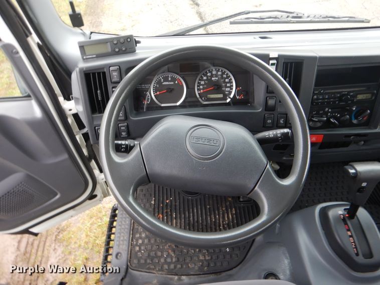 image for item GF9211 2013 Isuzu NPR  refrigerated truck