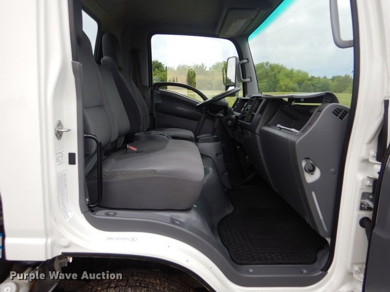 image for item GF9211 2013 Isuzu NPR  refrigerated truck