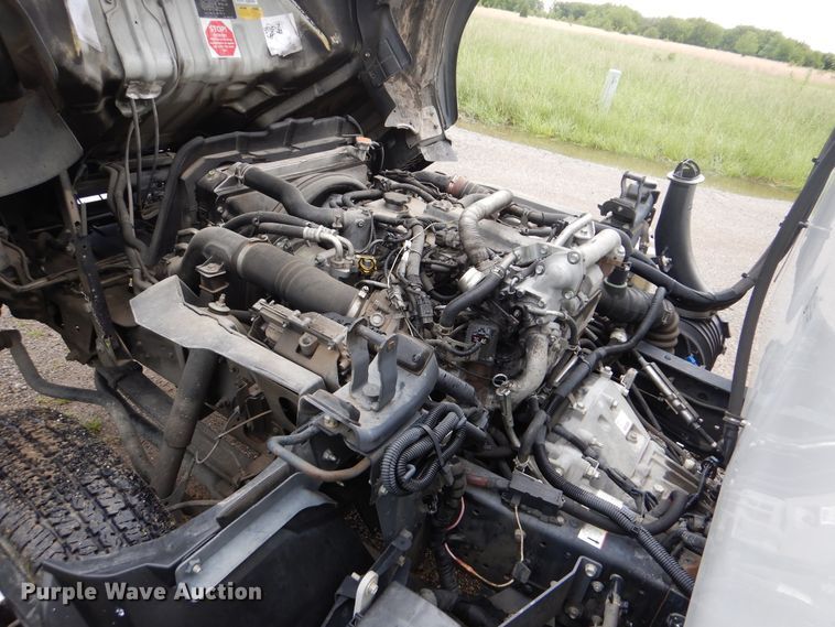 image for item GF9211 2013 Isuzu NPR  refrigerated truck