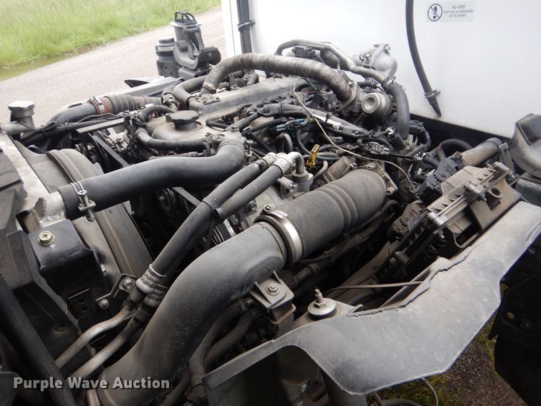 image for item GF9211 2013 Isuzu NPR  refrigerated truck