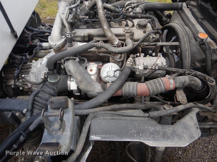 image for item GF9211 2013 Isuzu NPR  refrigerated truck