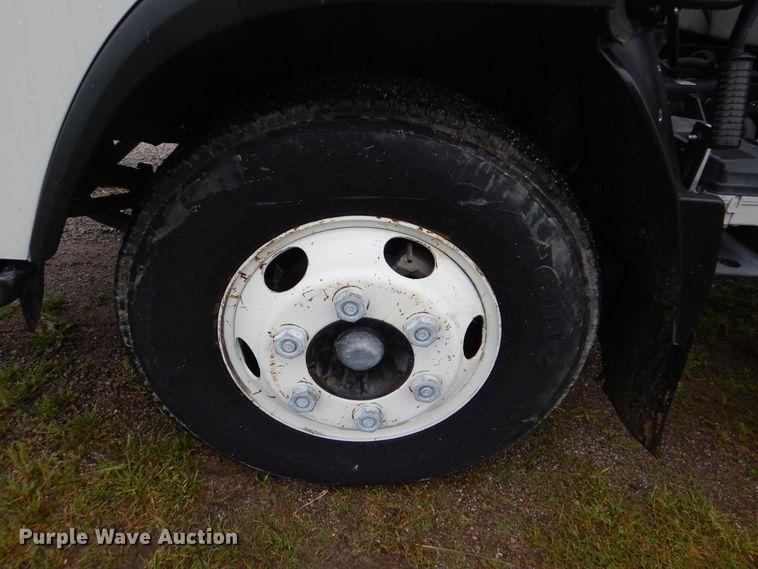 image for item GF9211 2013 Isuzu NPR  refrigerated truck